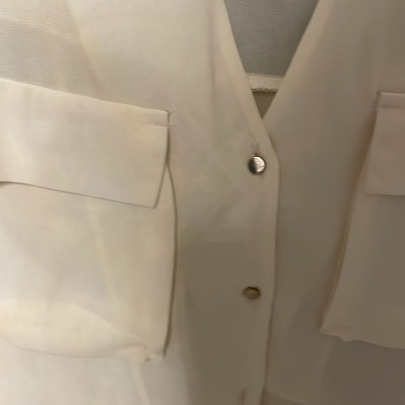 Zara cream button down blouse - Picture 3 of 4